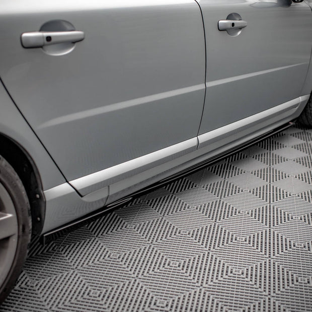 Sidokjolar Diffusers för Volvo V70 Mk3