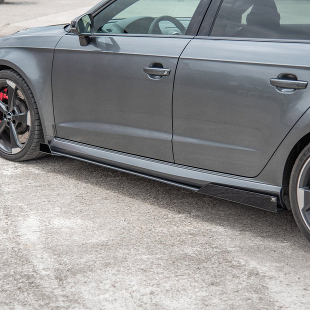 Street Pro Sidokjolar Diffusers + Flaps för Audi RS3 8V Sportback