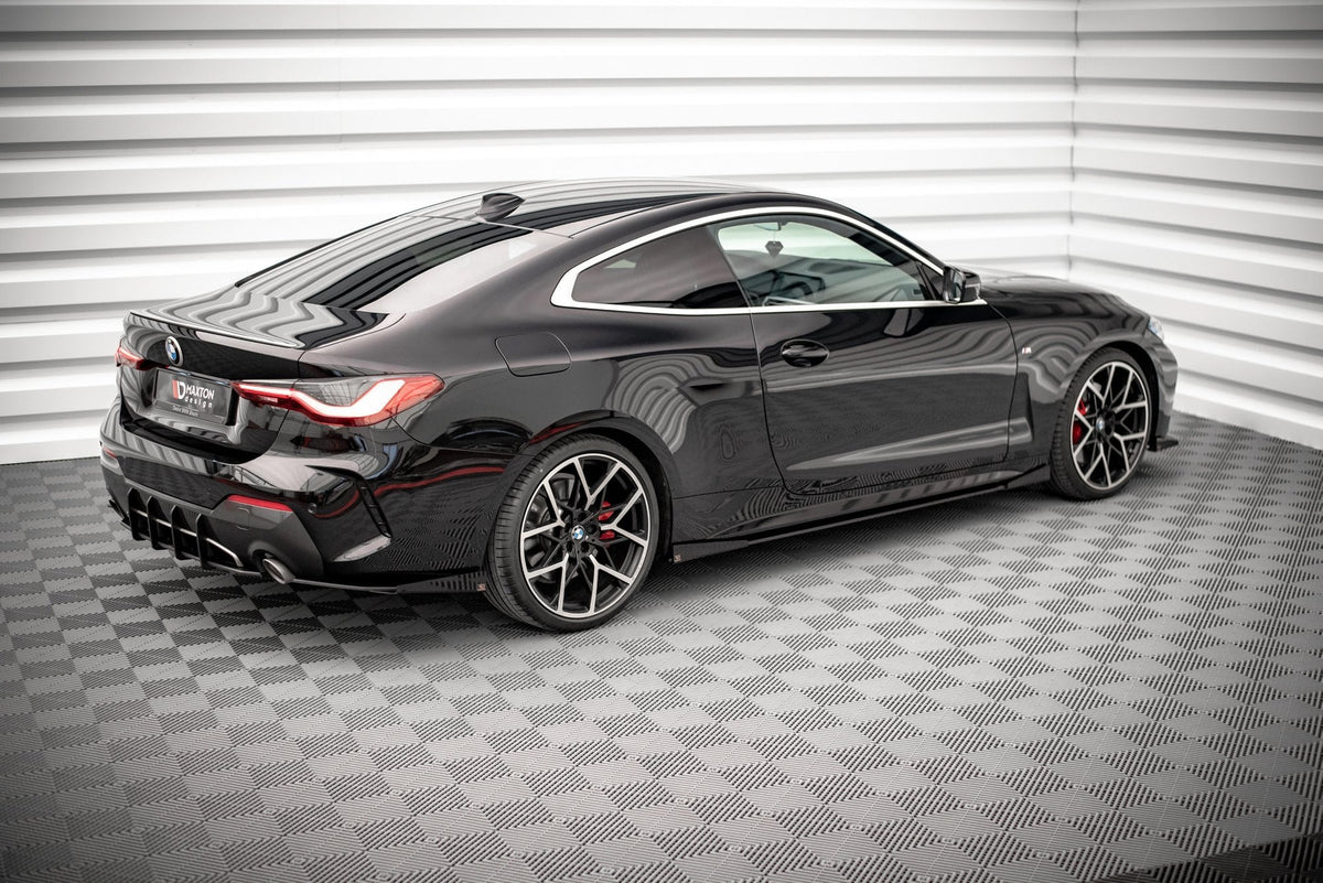Street Pro Sidokjolar Diffusers + Flaps för BMW 4 M-Pack / M440i G22 / G23 / G22 Facelift / G23 Facelift