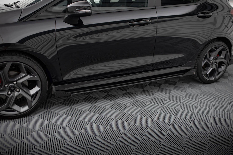 Street Pro Sidokjolar Diffusers + Flaps för Ford Fiesta ST / ST-Line Mk8