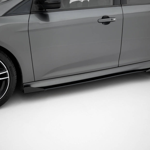Street Pro Sidokjolar Diffusers + Flaps för Ford Focus ST Mk3 Facelift