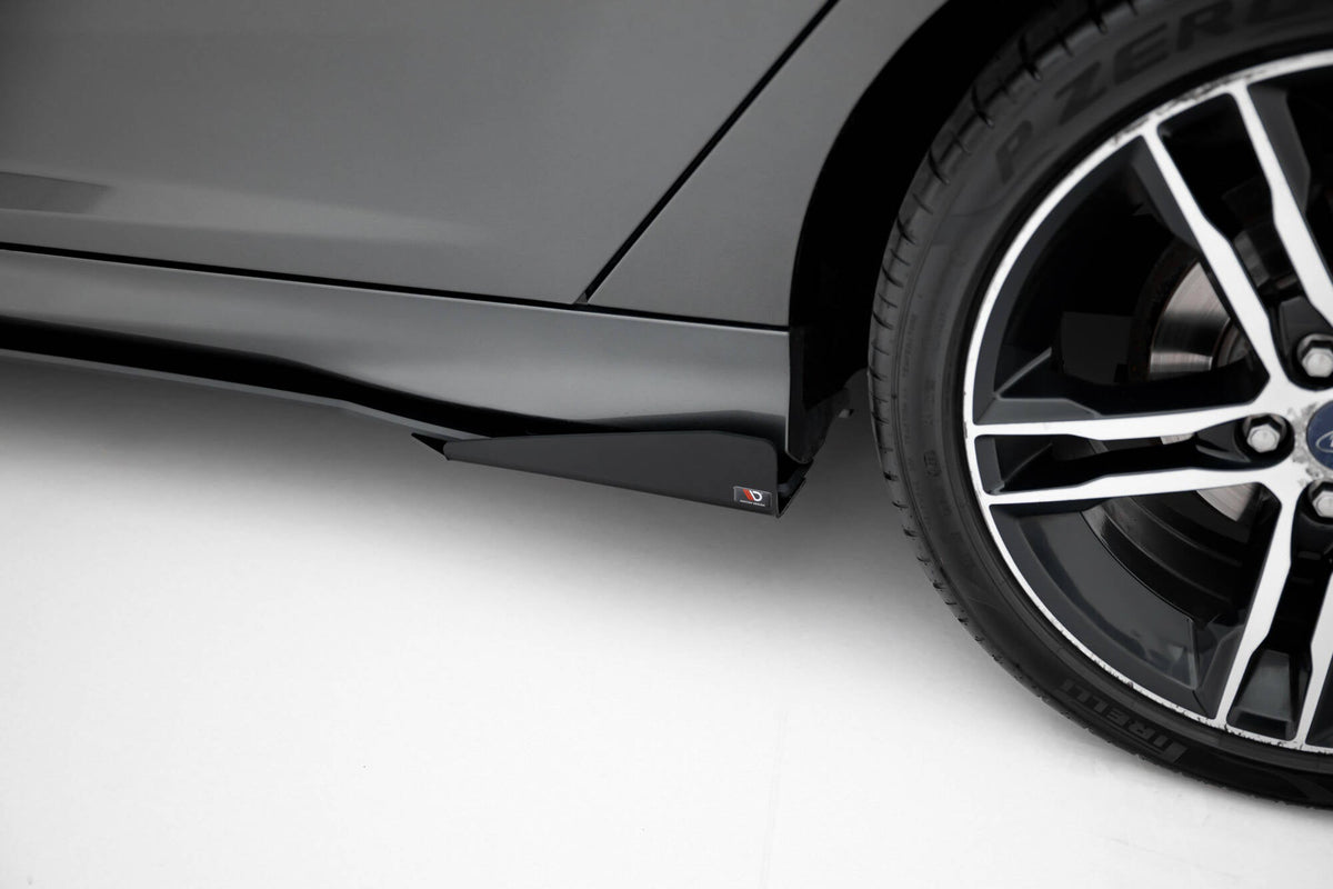 Street Pro Sidokjolar Diffusers + Flaps för Ford Focus ST Mk3 Facelift