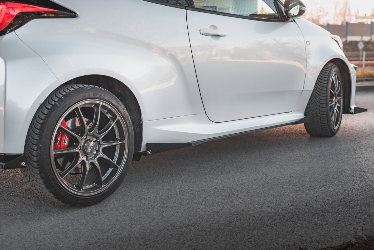 Street Pro Sidokjolar Diffusers + Flaps för Toyota GR Yaris Mk4
