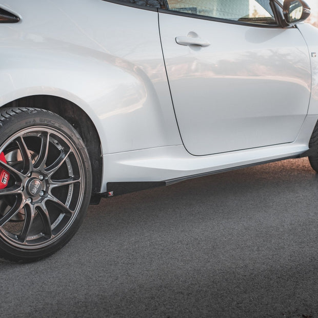 Street Pro Sidokjolar Diffusers + Flaps för Toyota GR Yaris Mk4