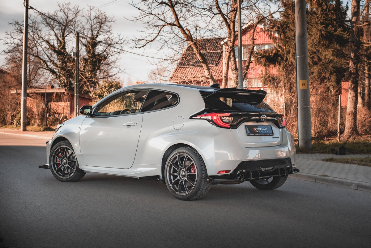 Street Pro Sidokjolar Diffusers + Flaps för Toyota GR Yaris Mk4