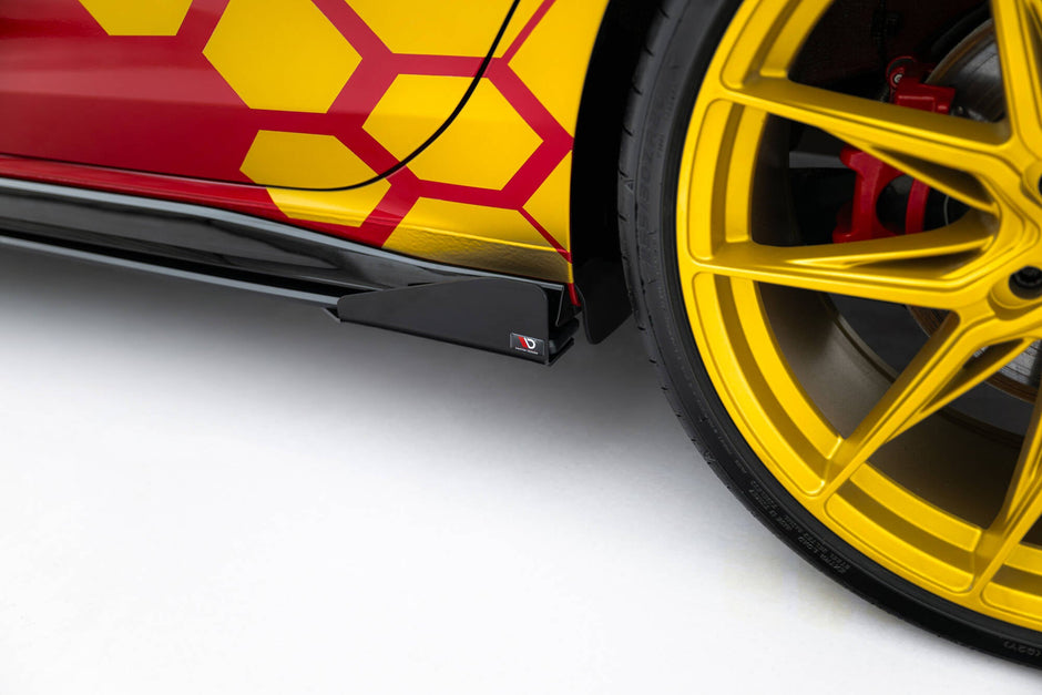 Street Pro Sidokjolar Diffusers + Flaps för Volkswagen Golf GTI Clubsport Mk8 Facelift