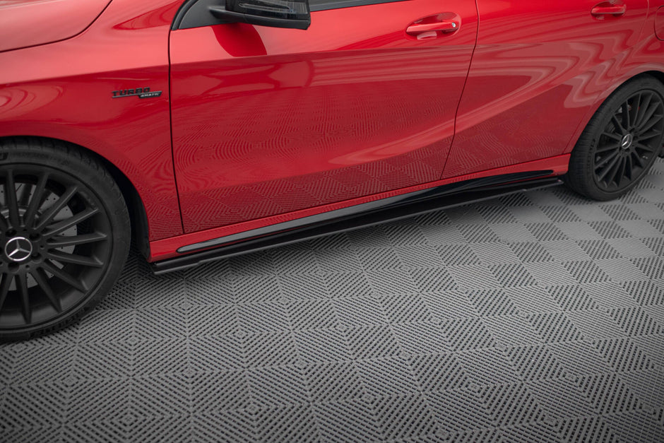 Street Pro Sidokjolar Diffusers för Mercedes-Benz A 45 AMG W176 Facelift