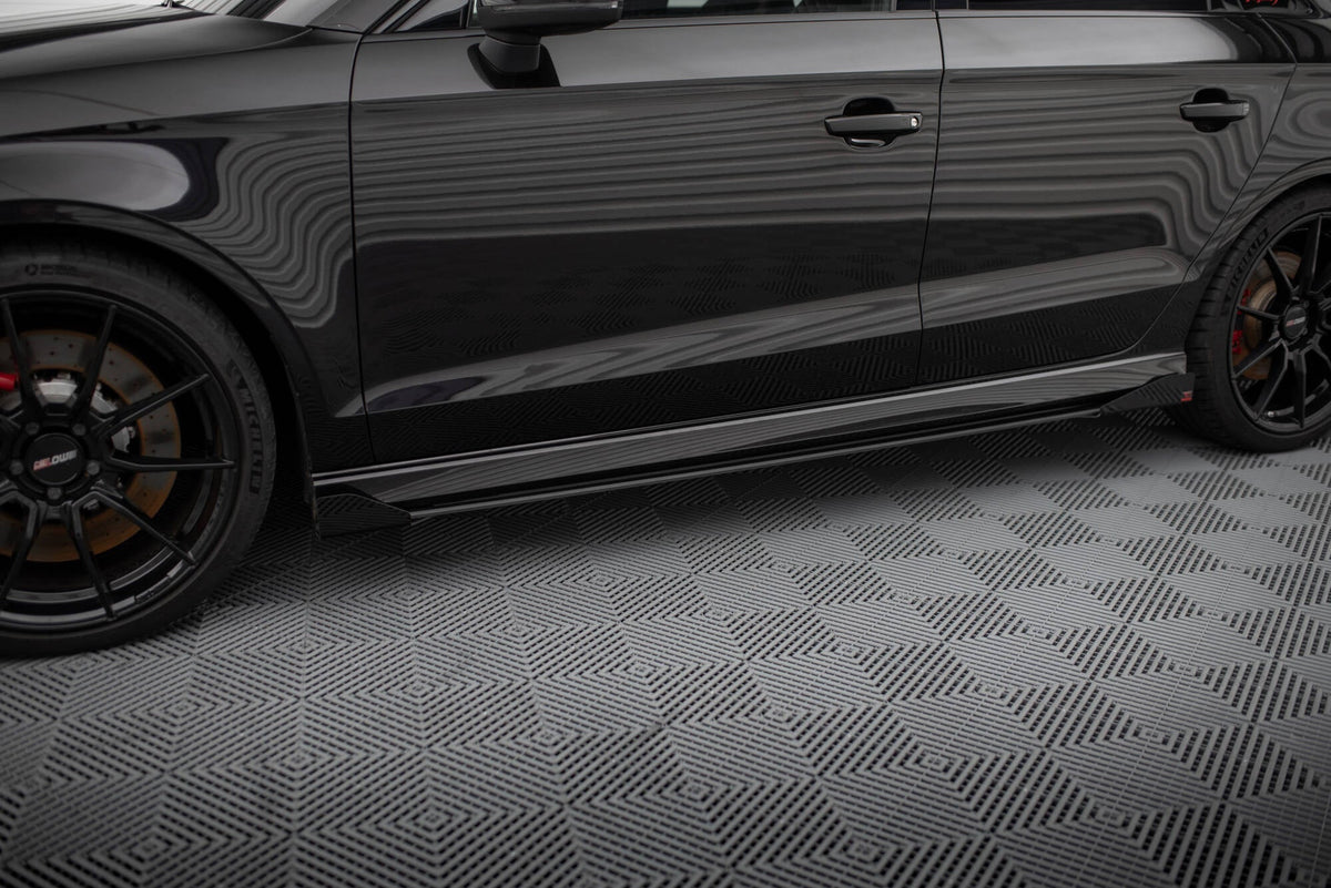 Street Pro Sidokjolar Diffusers V.1 + Flaps för Audi RS3 Sedan 8V Facelift