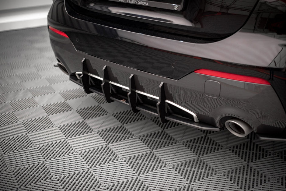 Street Pro Bakre Diffuser för BMW 4 M-Pack G22 / G23 / G22 Facelift / G23 Facelift
