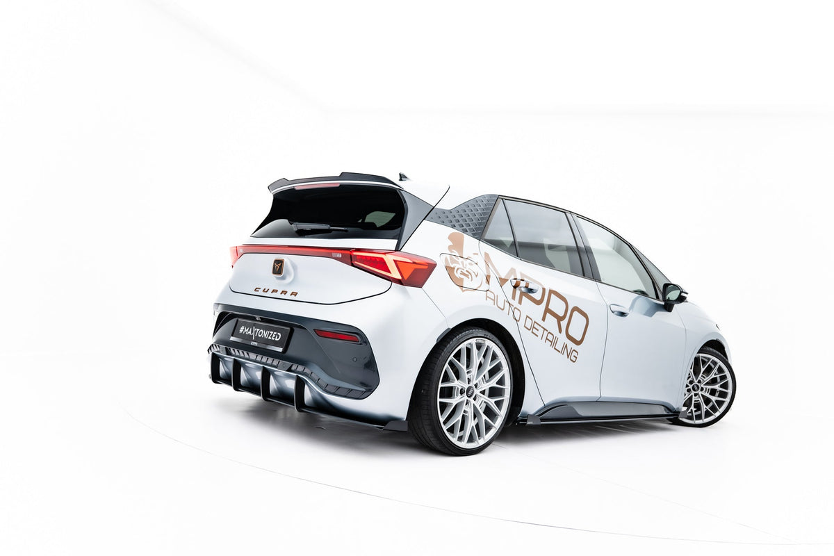 Street Pro Bakre Diffuser + Flaps för Cupra Born Mk1
