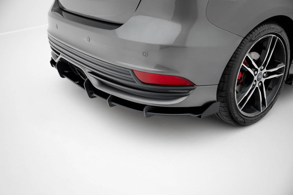 Street Pro Bakre Diffuser + Flaps för Ford Focus ST Mk3 Facelift