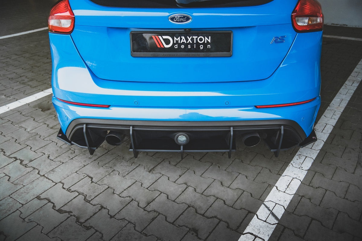 Street Pro Bakre Diffuser V.1 för Ford Focus RS Mk3