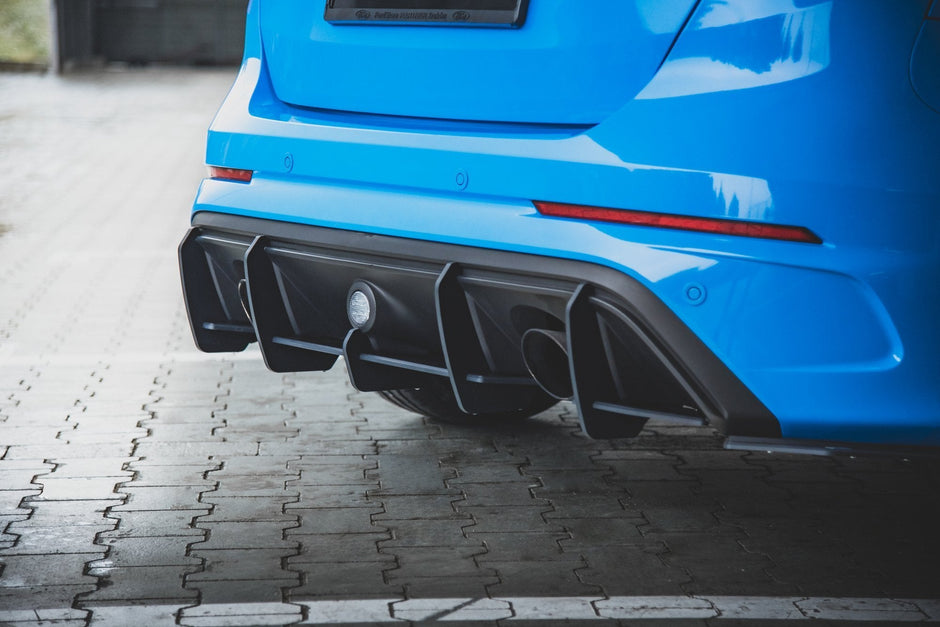 Street Pro Bakre Diffuser V.1 för Ford Focus RS Mk3