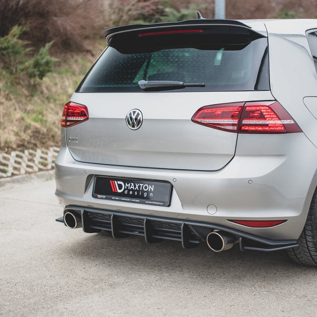 Street Pro Bakre Diffuser V.1 för Volkswagen Golf Mk7 GTI