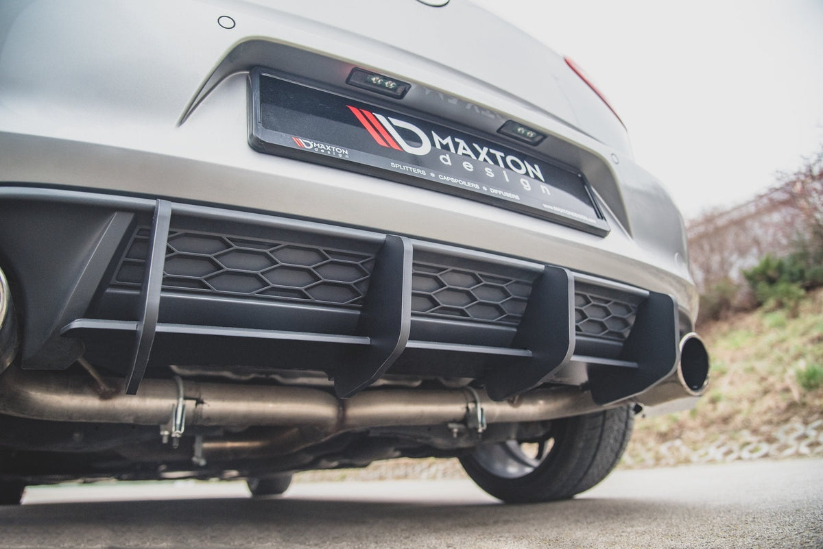Street Pro Bakre Diffuser V.2 för Volkswagen Golf Mk7 GTI