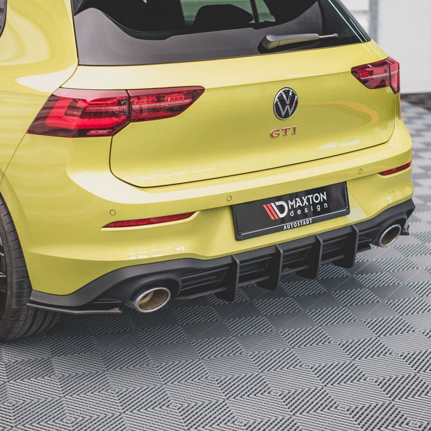 Street Pro Bakre Diffuser V.2 för Volkswagen Golf GTI Clubsport Mk8