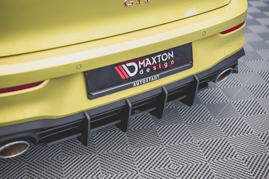 Street Pro Bakre Diffuser V.2 för Volkswagen Golf GTI Clubsport Mk8