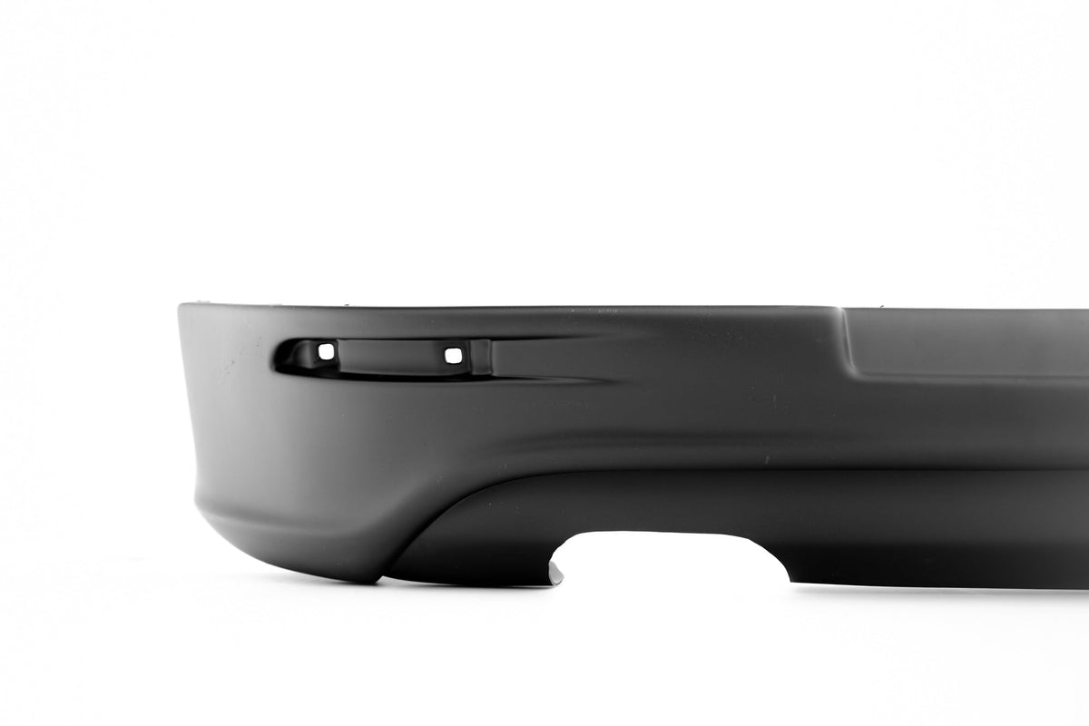 Rear Valance för Volkswagen Golf Mk5 R32 (with 2 Exhaust holes)
