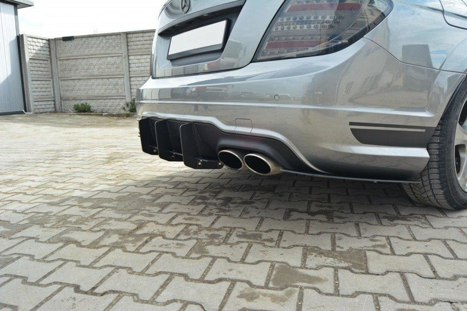Bakre Diffuser & Bakre Sidosplitters för Mercedes-Benz C Sedan / Estate AMG-Line W204 / S204