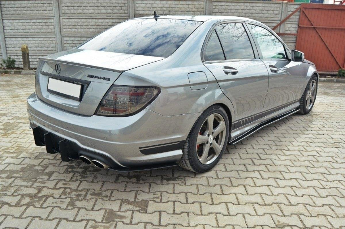 Bakre Diffuser & Bakre Sidosplitters för Mercedes-Benz C Sedan / Estate AMG-Line W204 / S204