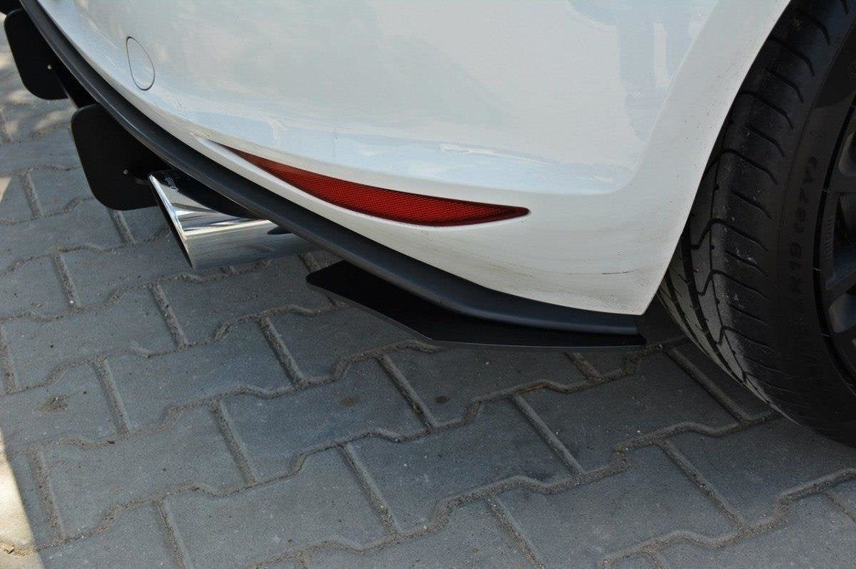 Bakre Diffuser & Bakre Sidosplitters för Volkswagen Golf Mk7 GTI