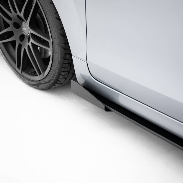 Side Flaps för Audi TT S / TT S-Line 8J Facelift