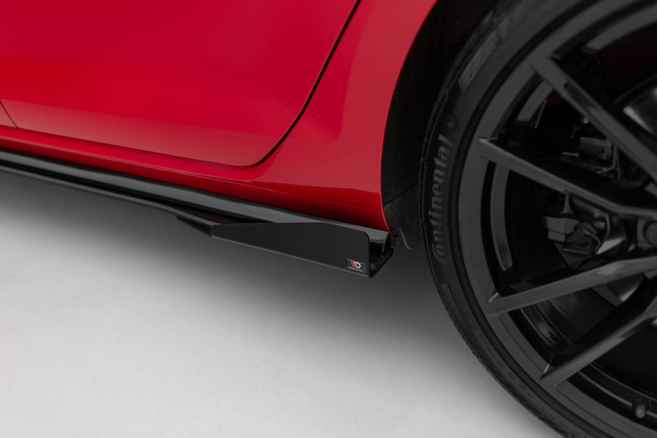 Side Flaps för Volkswagen Golf R / R-Line Mk7 Facelift