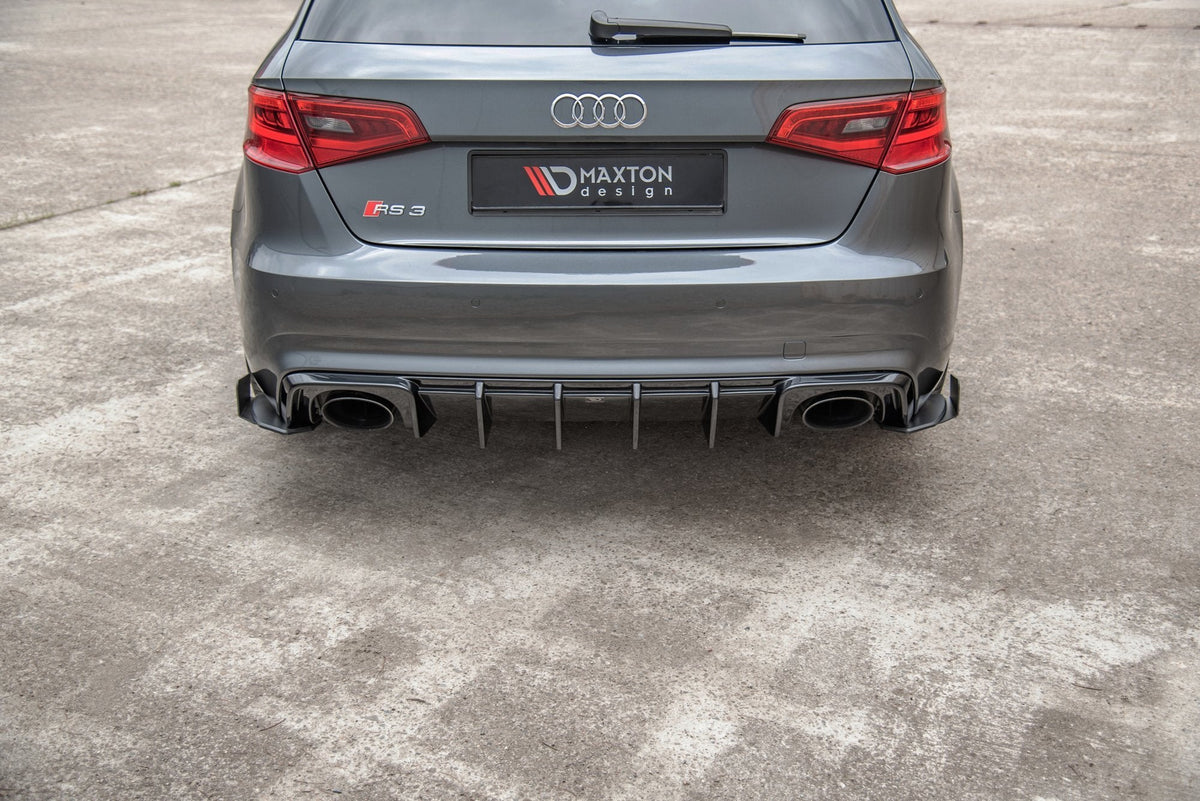Rear Side Flaps för Audi RS3 8V Sportback