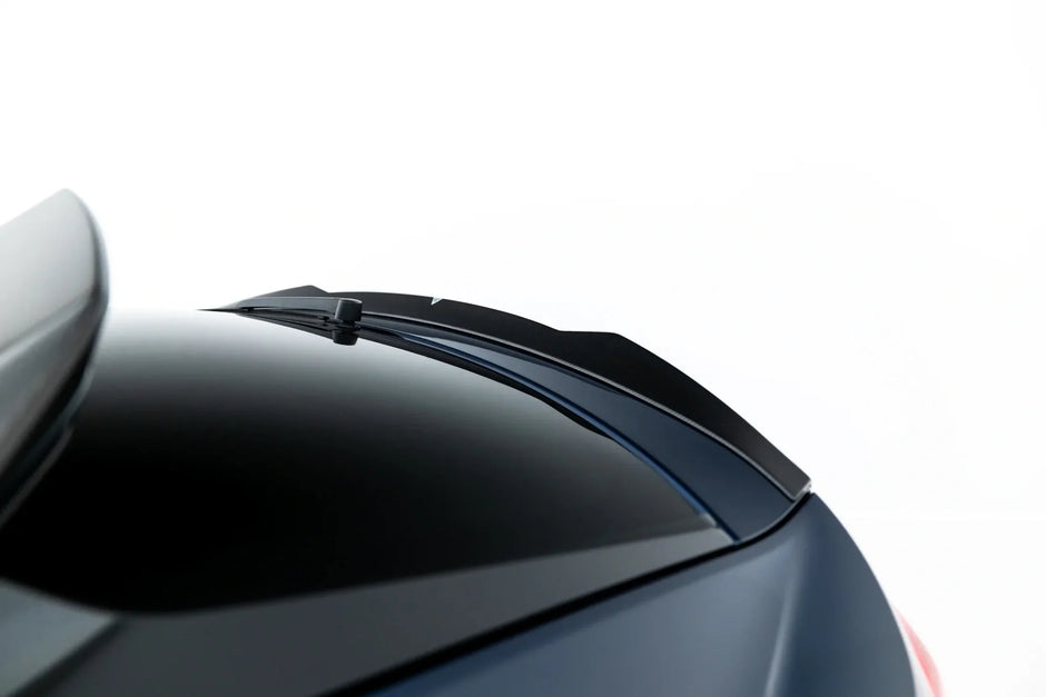 Prepreg Carbon Fiber Tailgate Spoiler (Lower) för Audi RSQ8 Mk1 Facelift