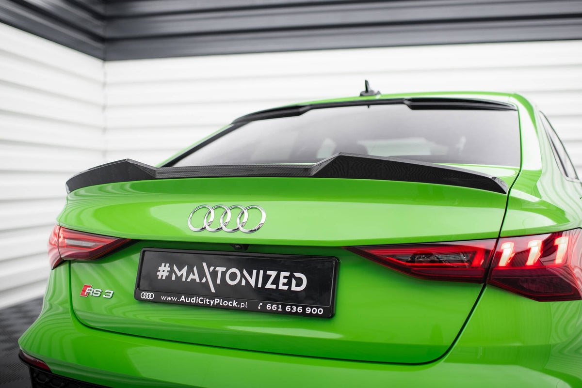 Prepreg Carbon Fiber Tailgate Spoiler för Audi RS3 / S3 / A3 S-Line / Standard Sedan 8Y