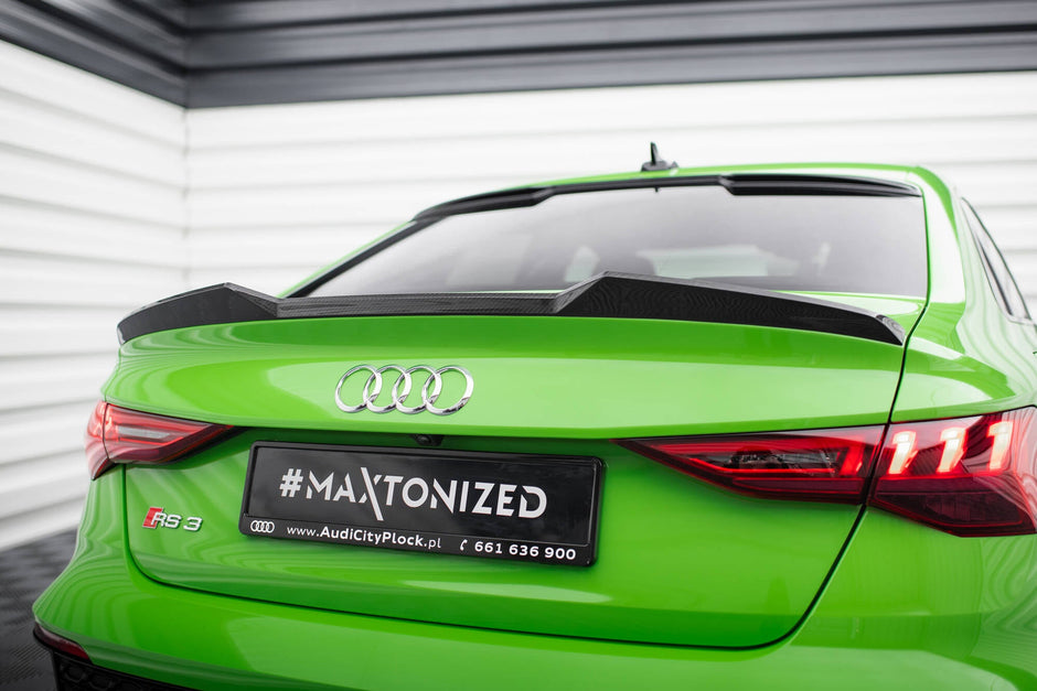 Prepreg Carbon Fiber Tailgate Spoiler för Audi RS3 / S3 / A3 S-Line / Standard Sedan 8Y