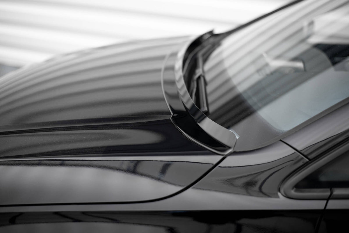 Bonnet Extension för Volkswagen Golf Mk8