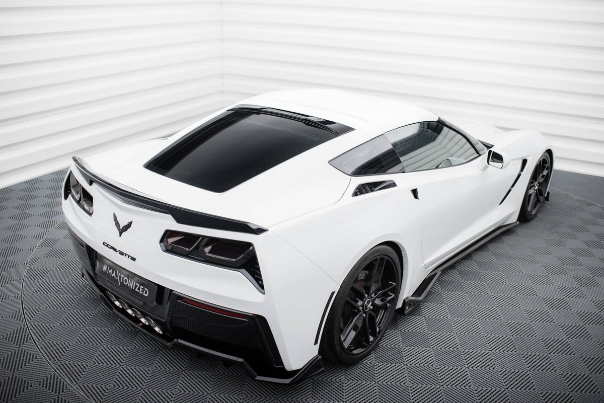 The Extension Of The Rear Window för Chevrolet Corvette Stingray / Z06 C7
