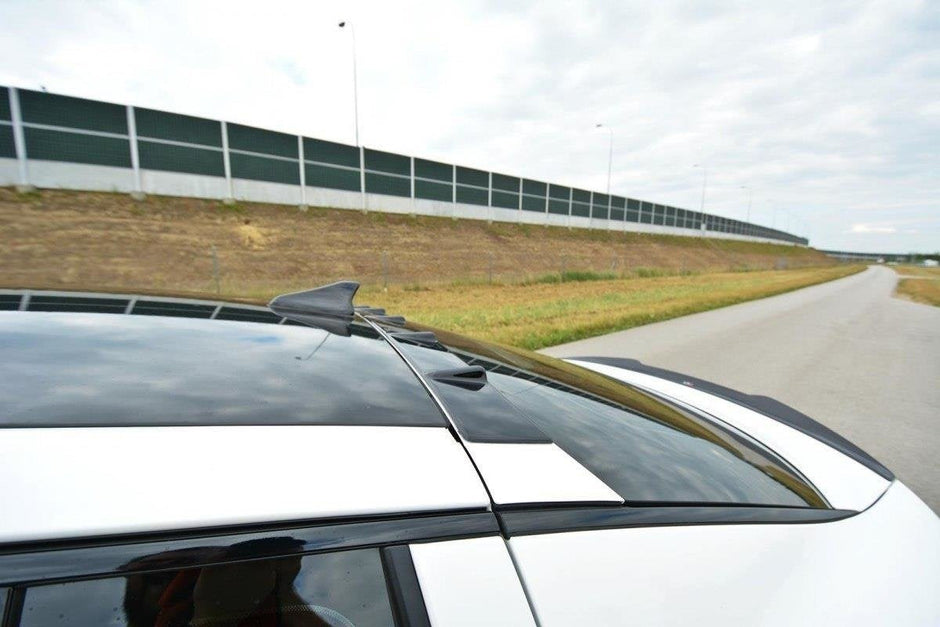 The Extension Of The Rear Window för Kia Stinger GT / GT-Line / Standard Mk1