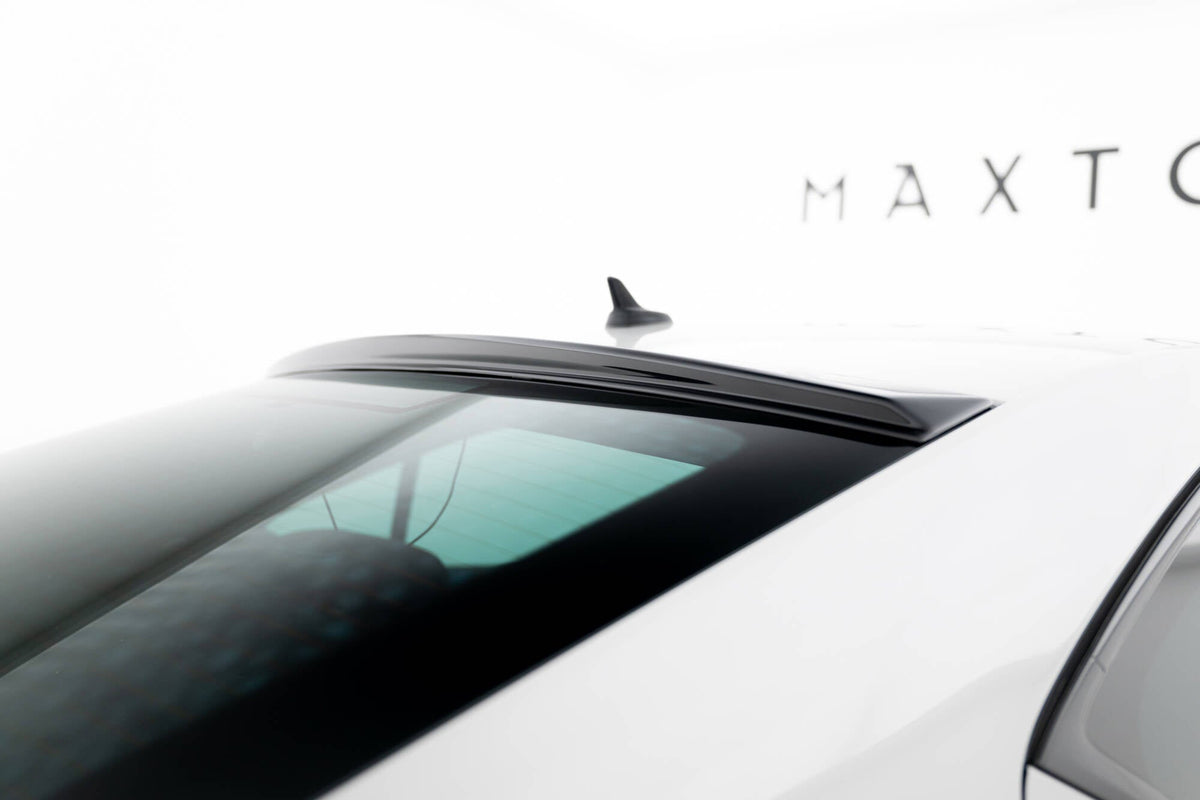 Extension Of The Rear Window för Skoda Superb Liftback Mk3 / Mk3 Facelift