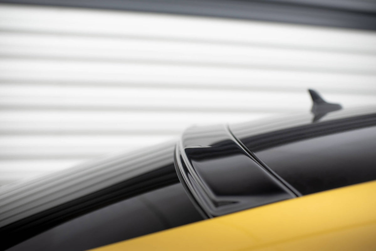 The Extension Of The Rear Window för Volkswagen Arteon R-Line Sedan Mk1