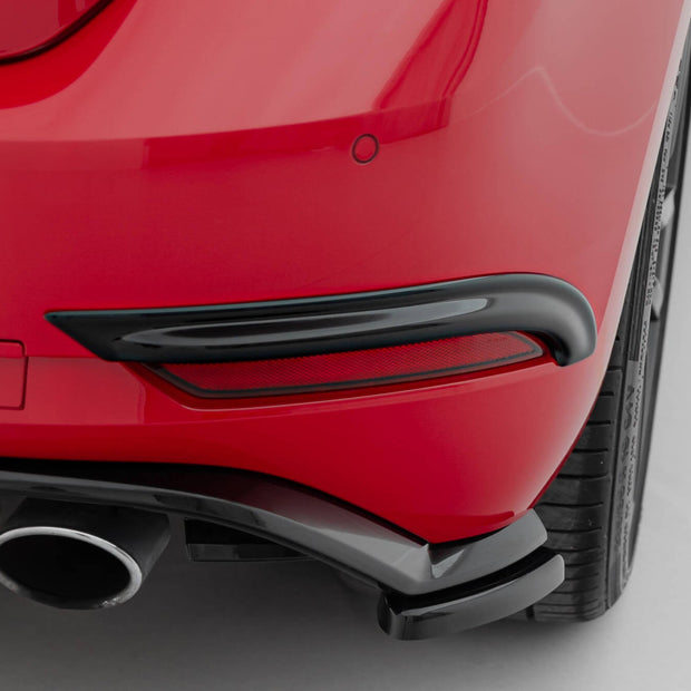 Rear Frames For Lights för Volkswagen Golf R / R-Line Mk7 Facelift