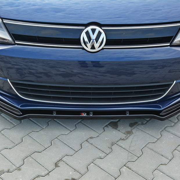 Frontläpp V.1 för Volkswagen Jetta 6