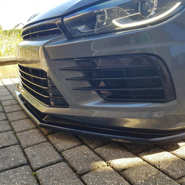 Frontläpp V.1 för Volkswagen Scirocco Mk3 R Facelift