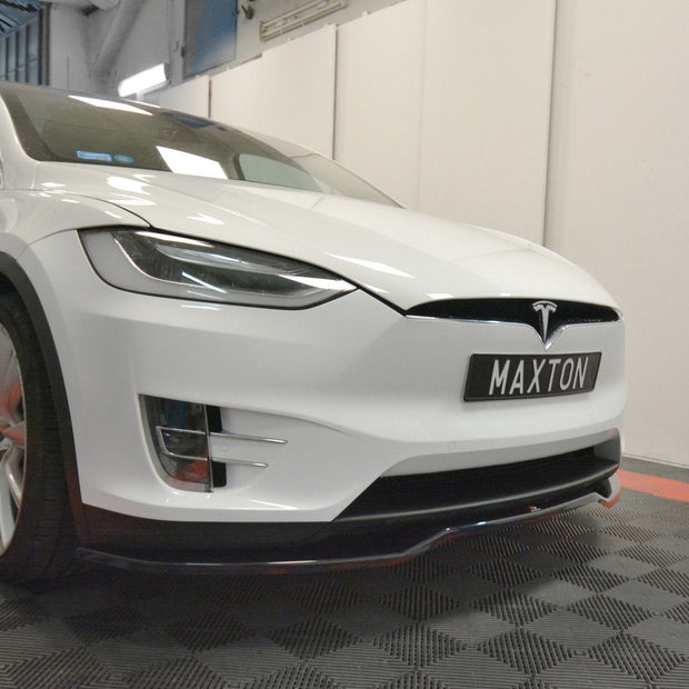 Frontläpp V.2 för Tesla Model X