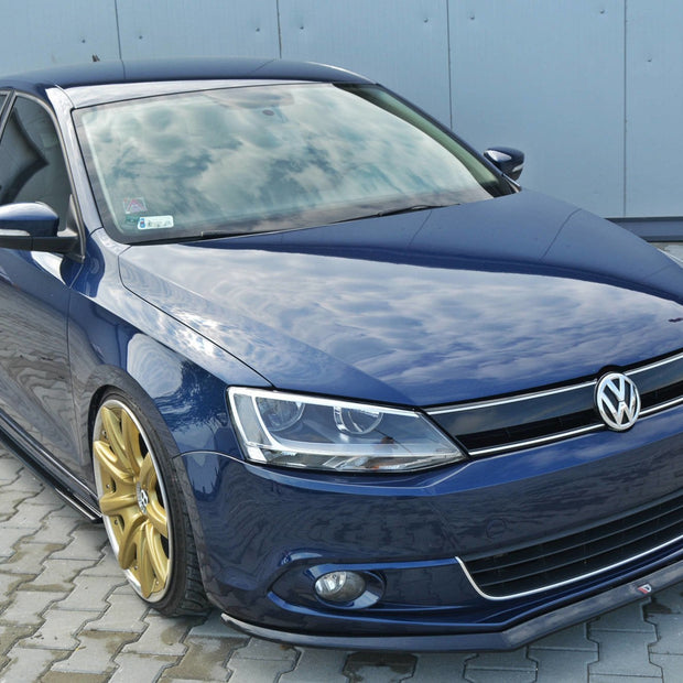 Frontläpp V.2 för Volkswagen Jetta Mk6 Sedan