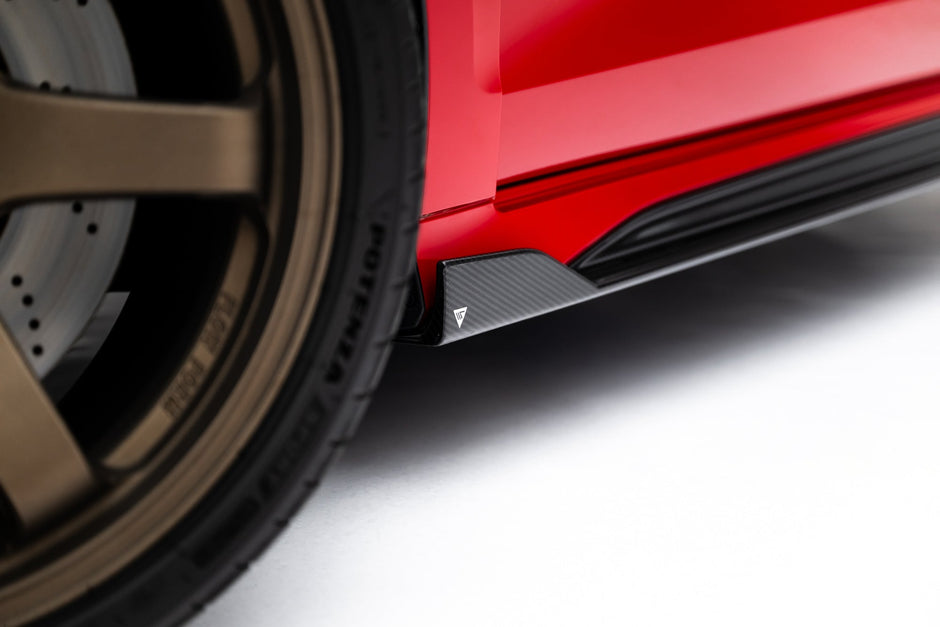 Set Of Prepreg Carbon Fiber Sidokjolar för Audi RS3 Sedan 8Y Facelift
