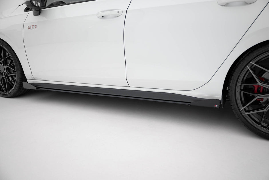 Side Flaps för Volkswagen Golf GTI / GTE / GTI Clubsport / R-Line Mk8