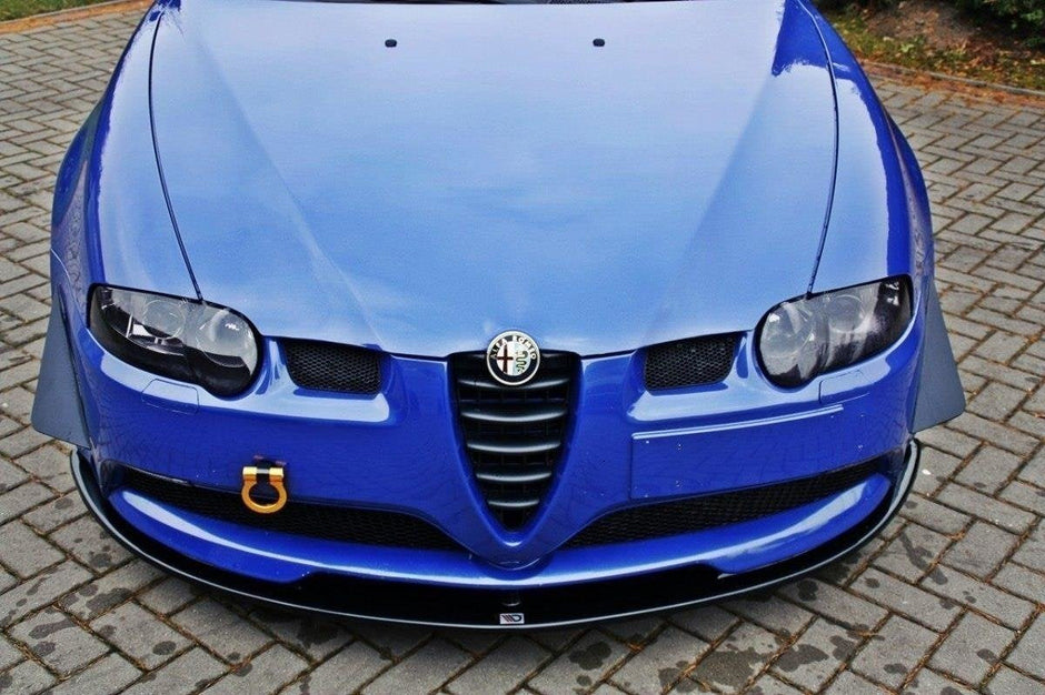 Frontläpp för Alfa Romeo 147 GTA