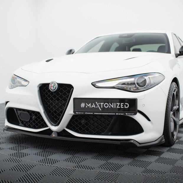 Frontläpp för Alfa Romeo Giulia Quadrifoglio