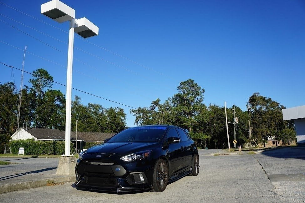 Hybrid Frontläpp för Ford Focus RS Mk3