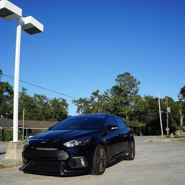 Hybrid Frontläpp för Ford Focus RS Mk3