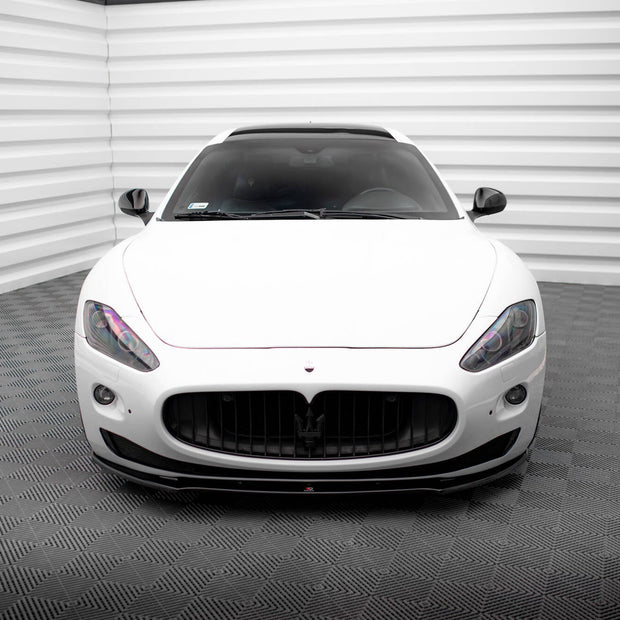 Frontläpp för Maserati Granturismo Mk1