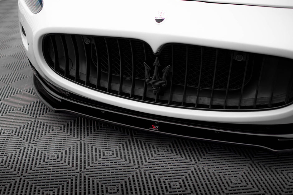 Frontläpp för Maserati Granturismo Mk1