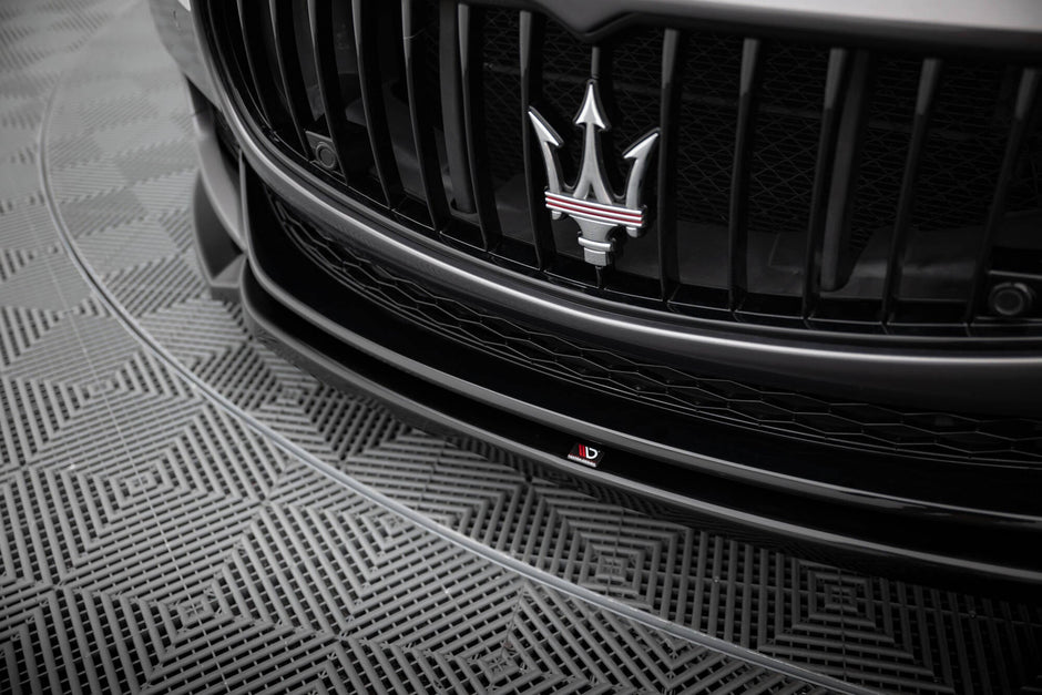 Frontläpp för Maserati Quattroporte Mk6